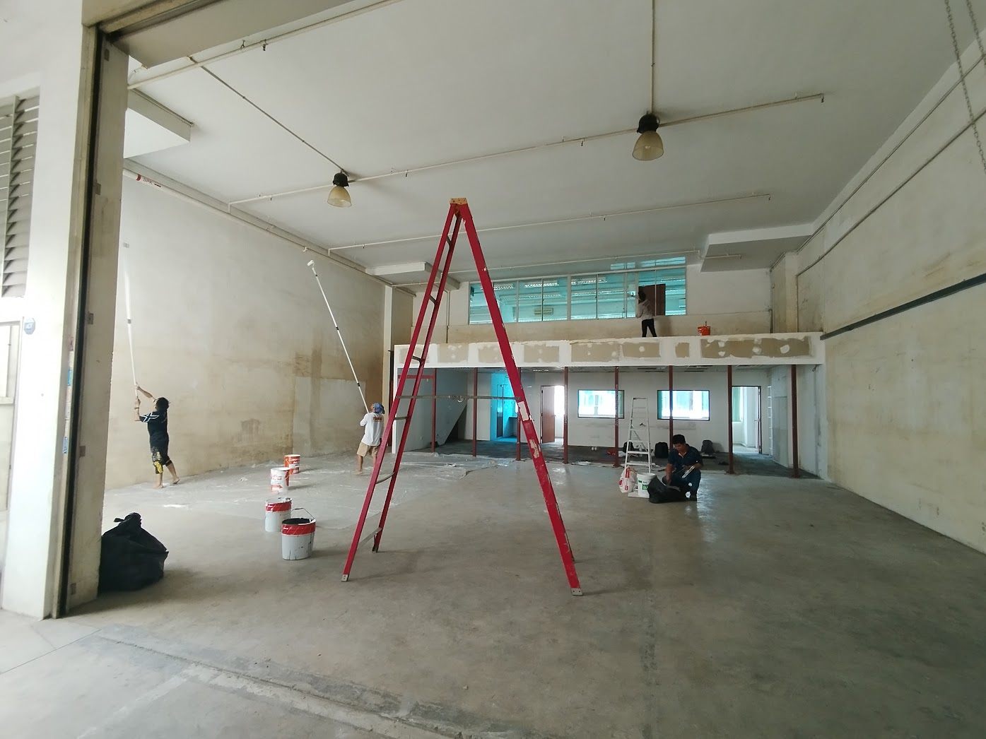 Commercial fit-out and maintenance planning for Singapore business premises