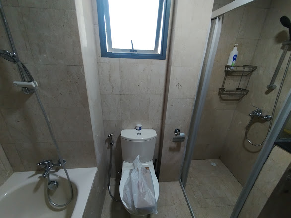Bathtub Stopper and Shower Pressure Rectification in Loyang Condominium Ensuite Room